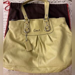 BARELY USED …… COACH ASHLEY SOFT LEATHER PURSE, K1075-F15513